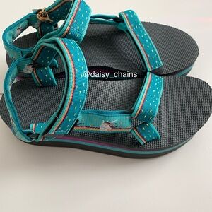 Teva Unicorn Flatform Universal Sandal